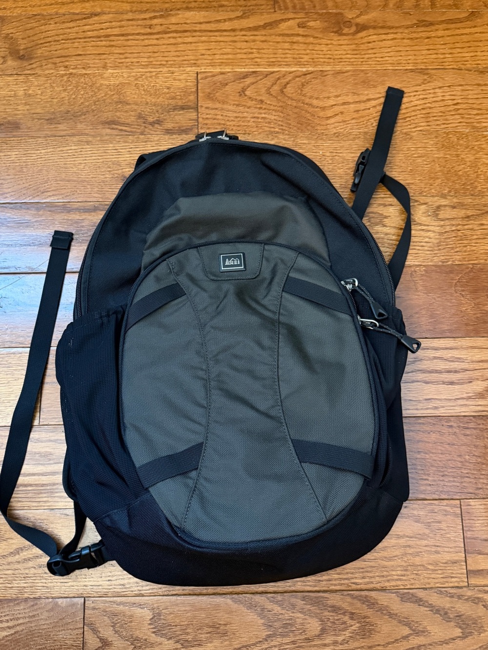 REI Men's Commuter Backpack